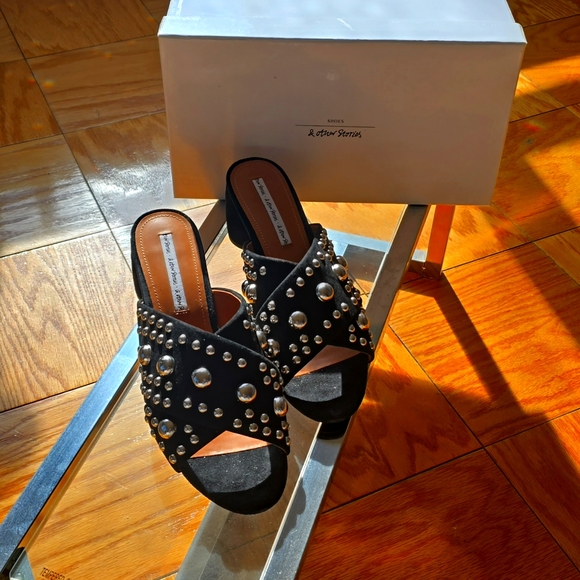 & Other Stories Shoes - & Other Stories Studded Sandals